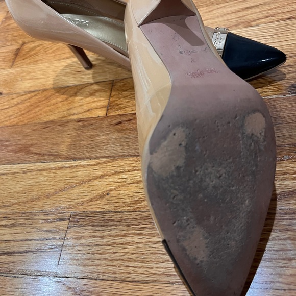 Coach Women's Tan and Black Heels - Picture 2 of 2